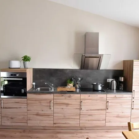 Sonnenscheinhaus 2 *