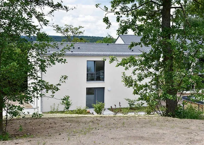 Sonnenscheinhaus 2 *