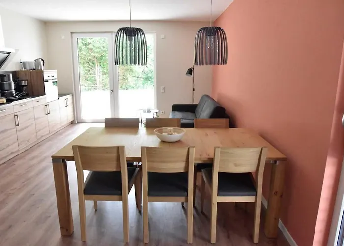 Sonnenscheinhaus 2 * Erlenbach (Odenwaldkreis)