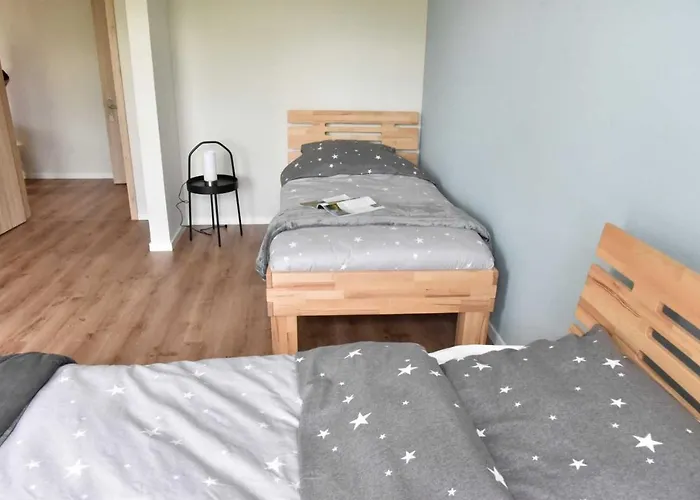 Sonnenscheinhaus 2 *